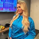 Meghan Trainor Instagram - Still can’t believe I’m a mama of 2 celebrating Mother’s Day with @iamjhud for The Mother’s Day Special on @jenniferhudsonshow 🥹💖 Thank you queen for the cutest gifts ever! Hope every superwoman mama has the best day ever tomorrow! Happy Mother’s Day to my loving mama @kelliatrainor and all the other amazing mamas out there!💐 #Dearfuturemama #31weekspregnant
