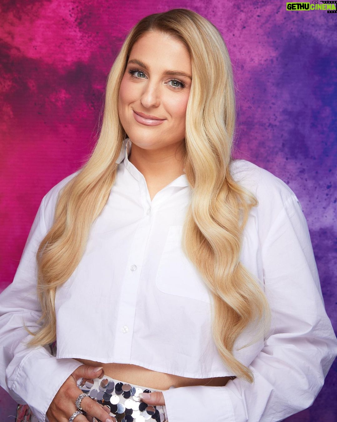 Meghan Trainor Instagram - #DearFutureMama is finally out AND weβre finding out the gender of baby #2 on @kellyclarksonshow today!!!! π ππ€°