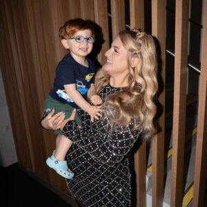 Meghan Trainor Instagram - Riley said “CHEEEEESE!”😭🥰🥹 #22weekspregnant