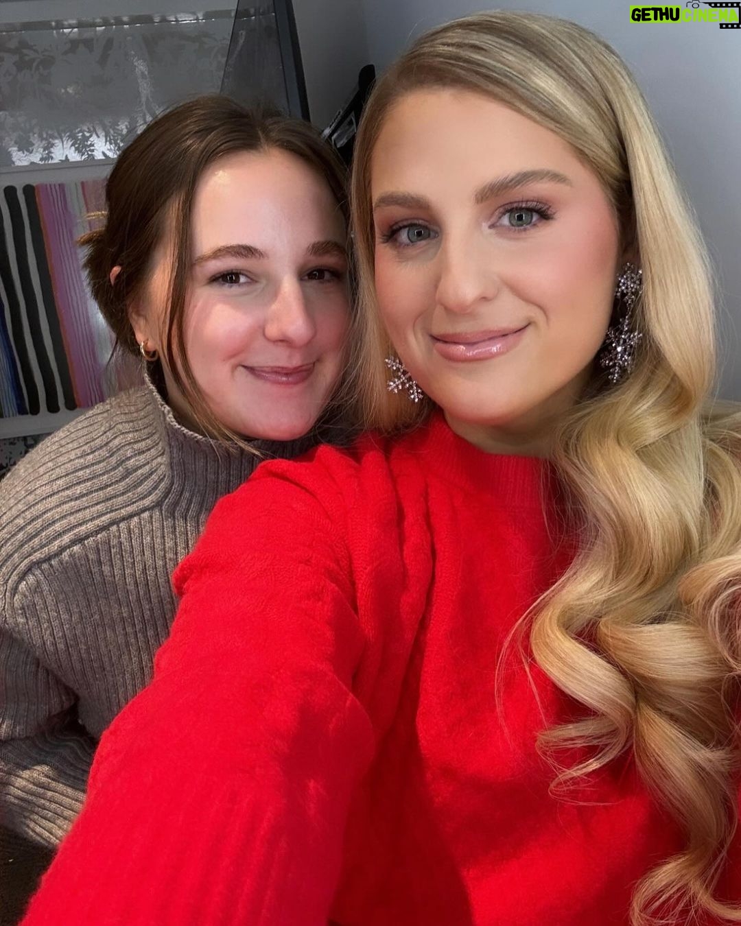 Meghan Trainor Instagram - New York was a dream! Thank you @jimmyfallon for being the nicest, most talented, and most giggliest man I’ve ever worked with. This duet has made so many dreams come true! I’ll never be able to thank you enough ❤️ please stream #wrapmeup and show Jimmy how he’s the true popstar (superstar) that he is! Last slide 👀 Christmas magic❤️🎄🎁 Dancers: @robinmasella @sariri15 @kdja030 @stephyonk @camp_claire @alekitty @jojolinajavier @markcruz17 @raymondbaynard @garetthawe @j0rdanchin @kenny_bermudez @jswagg93 #curtisholland (no IG account) Stand-ins: @yuzzz12 (Meghan) @davidpaulkidder (Jimmy) Choreographer: @sarahogleby Associate choreographer: rachelbressdoroudian