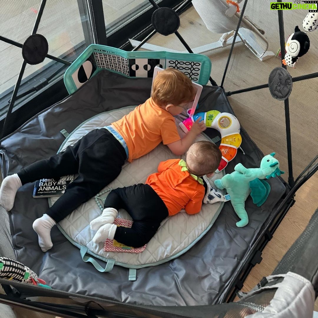 Meghan Trainor Instagram - Riley and Barry’s 1st Halloween together 🩵🧡