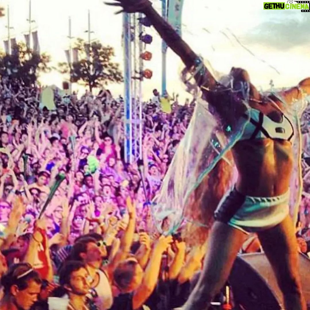 Mela Murder Instagram - grateful to be me.