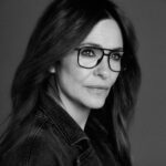 Melani Olivares Instagram - …en qué estaría yo pensando??? Ah si, en las sesiones cortas, de 30/40 minutos donde podrás renovar tu book con el mejor, @carlosvillarejo ! Una de sesión con él es una experiencia religiosa! Aprovechad, que esto solo lo hace el sabado 4de noviembre! Toda la info en @sunseasands.agency
