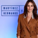 Melani Olivares Instagram - Qué buenos momentos nos ha dado nuestra herrrmana @melaniolivares a través de la pantalla. ❤️ Y eso va a volver a hacer, pero esta vez en el plató de #MartínezyHermanos. ¿Te lo vas a perder? 🤔