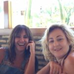 Melani Olivares Instagram - … hoy cumple años esta señora que se viste ir los pies, hermana, amiga , cómplice, salvadora y maga. Te quiero Carmen!!! Esta década es nuestra!!!! PD: como dice @peponnieto , tenemos que hacernos más fotos juntas, no vaya a ser que nos muramos y no tengamos ninguna foto para subir 😂😂😂😂❤️❤️❤️❤️ Feliz cumpleaños Tatita ❤️❤️❤️❤️