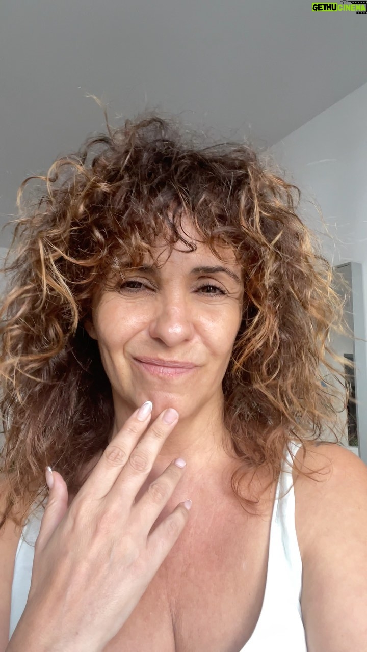Melani Olivares - 13.5K Likes - Me han robado el coche , y siguiendo vuestras instrucciones, que sabéis mucho de redes, lo subo aquà por si lo queréis compartir e intentar encontrarlo. Gracias infinitas por el apoyo de todas y todos ! Sois lo mÔs ! Graciaaaaas.
BMW negro, es un X3