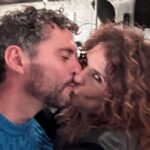 Melani Olivares Instagram - Familia…no estamos todos los que somos… #carmenmachi @pacoleon @lapolvorrosa @eduardocasanova @pepa_rus @canco_drilo @davidcastillo92 @secundelarosa @mirenib ❤️❤️❤️ #aidaforever