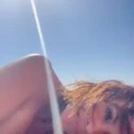 Melani Olivares Instagram – …ahora sí que si, con esta súper croqueta , quedan inauguradas estás vacaciones!! Disfruteeeeen y déjense ser…❤️❤️❤️❤️