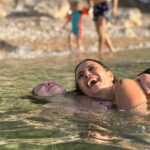 Melani Olivares Instagram - …besos,baños y miradas bonitas. @siemprevida.ibiza 💜 Hotel Ibiza Corso & SPA