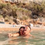 Melani Olivares Instagram – Familia estructurada de otra forma..😂😂😂 El Silencio Ibiza
