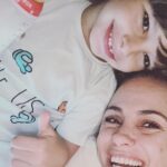 Melani Olivares Instagram - …Luchete y yo queríamos dar las gracias al equipazo de urgencias del hospital Jimenez Díaz , en especial a esas 6 mujeres , eficaces, rápidas , profesionales ,cariñosas y que fueron nuestras hadas y devolvieron el aire al pequeño gladiador. Lucho: Señora doctora Bárbara, yo me quiero ir a casa, estoy estupendo. Gracias Señora doctora Bárbara, de corazón ♥️ ❤️
