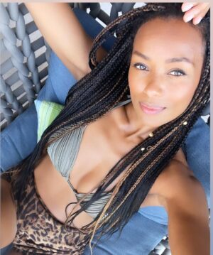 Melanie Liburd Instagram - Monday madness ♥️