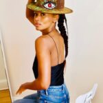 Melanie Liburd Instagram - Happy Monday! Some good news this week. Here's to Scorpio season and good times. ✨📷 @tina_turnbow Manhattan, New York