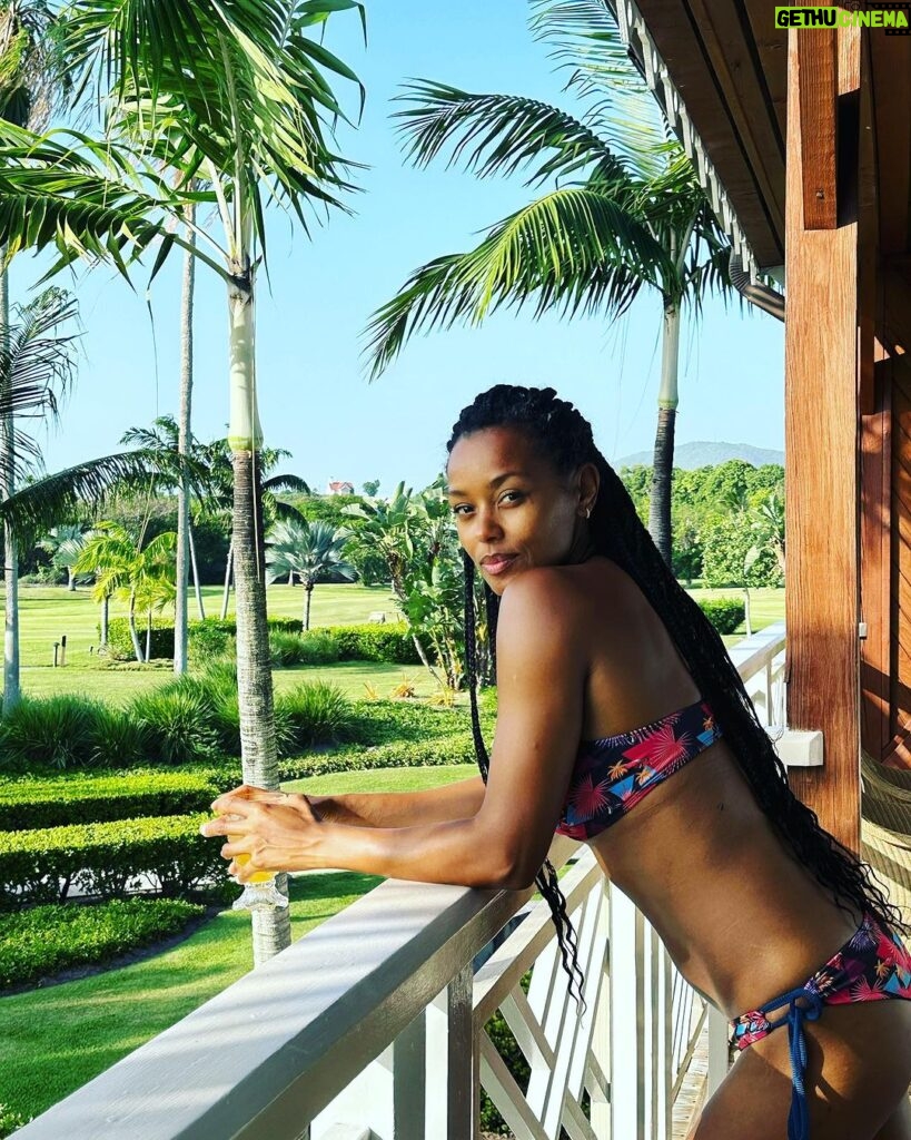 Melanie Liburd Instagram - The Beyoncé fomo is real. #fsnevis Four Seasons Resort Nevis, West Indies