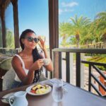 Melanie Liburd Instagram – Breakfast in paradise 
#fsnevis Four Seasons Resort Nevis, West Indies