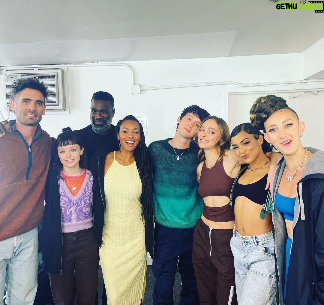 Melanie Liburd Instagram - This beautiful lot. Happy Friday ❤️💛🧡