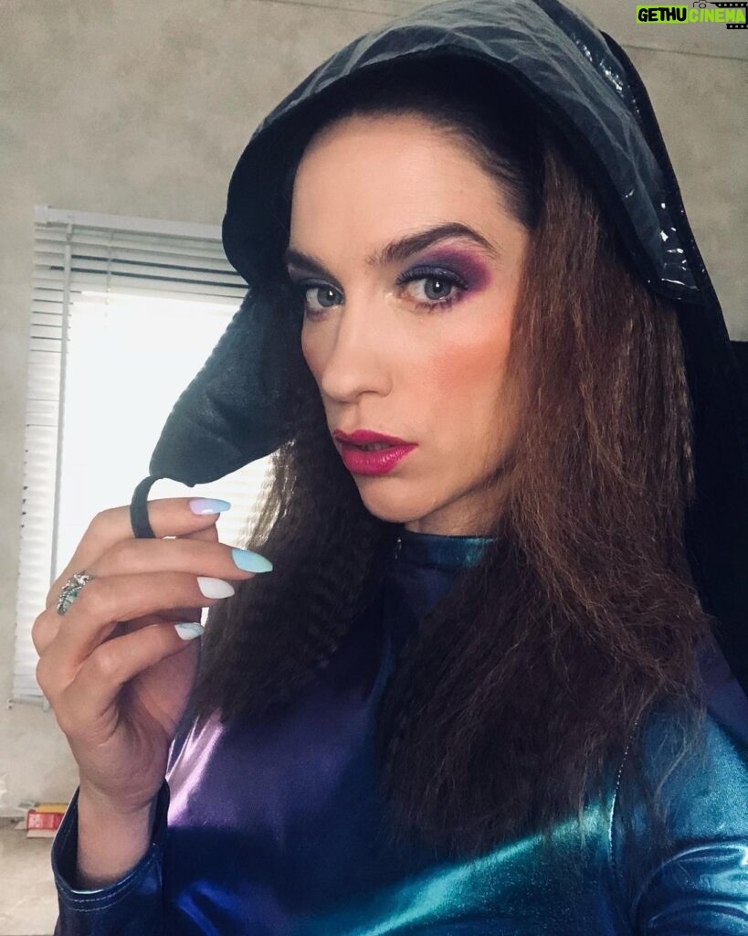 Melanie Scrofano Instagram - Steps to getting the perfect lewk for that NYE party