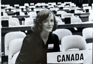 Melanie Scrofano Instagram - 1) My mom at 17 working as an interpreter for the UN. Also she told off a delegate who was being a douche, which apparently was frowned upon. 

2) Me as a grown ass adult. 

Plot twist: it’s my mom’s sweater.

Bonne fête maman ♥️♥️♥️♥️♥️💪💪💪💪💪💪