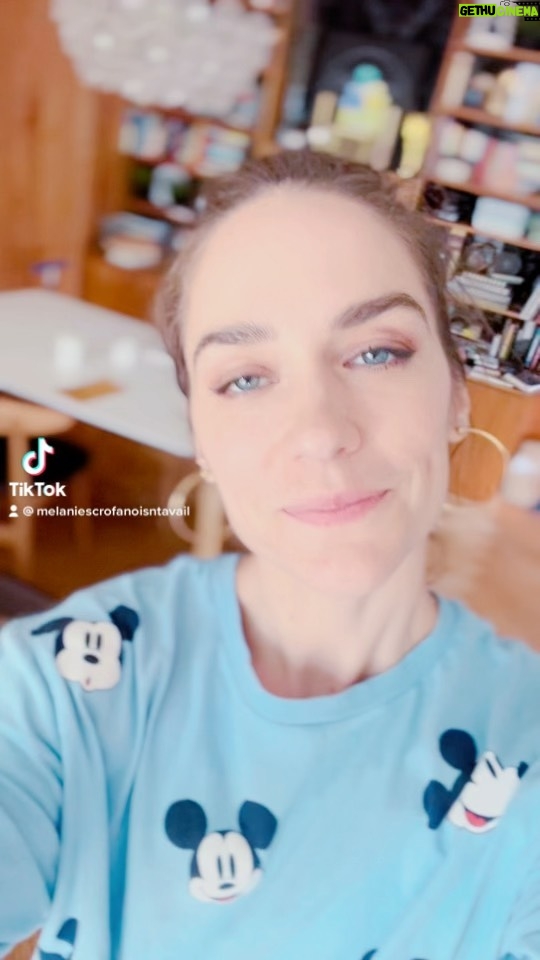 Melanie Scrofano - 14.9K Likes - I mean, I’m hella flattered but like it still kinda hurts.
#notthereyet