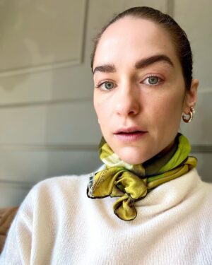 Melanie Scrofano Instagram - I got dressed and wasn’t sold on whether or not a scarf was cute like ‘French’ or cute like ‘grandma’. I decided cute like French and that I would wear it, but that if an old lady complimented me on my outfit I would flip a table. 

Then something worse happened.