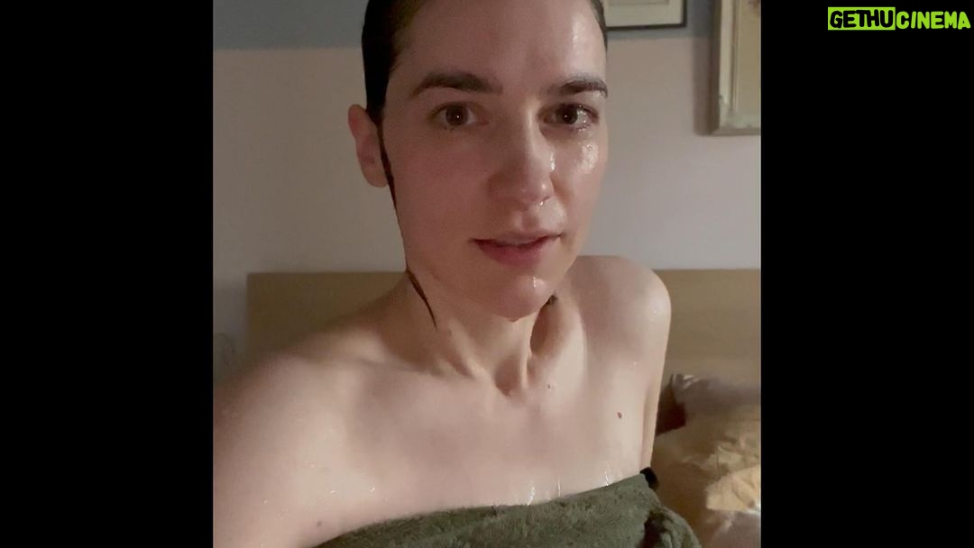 Melanie Scrofano Instagram - The End of Sex opens (its legs) today, so in honour of that, I propositioned my husband as a test. Will it really be the end of sex? Stay tuned to find out π¬ And run to the theatre to see our kink. π¨π¦ πΊπΈ @vortexmediainc #theendofsex