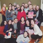 Melina Konti Instagram - Τρία χρόνια η ζωή μου, με αυτά τα πλάσματα.. Σε χαρές, γέλια, στιγμές, σε θυμό, κλάμα, απώλεια. Τα είχαμε όλα και τα είχαμε μαζί, ακόμα κι όταν δεν νιώθαμε καθόλου μαζί. Το ότι αποφάσισα να μπω σε δραματική σχολή ήταν η σωστότερη επιλογή, το ότι γνώρισα εσάς την έκανε την ομορφότερη. Κάνατε αυτό το ταξίδι μαγικό. Να μας βλέπω να μεγαλώνουμε, να εξελισσόμαστε, να μεταμορφωνόμαστε ο ένας δίπλα στον άλλον ήταν σκέτη απόλαυση και ανυπομονώ να σας βλέπω από εδώ και πέρα, στο νέο ταξίδι που ξεκινάει! Ορσάκι σ' αυτό το ταξίδι θα είσαι κι εσύ, μαζί, σαν να μην έφυγες ποτέ.. Σας αγαπώ... #theatrotechnis #karoloskoun #dramaschool #graduation #actors #love #moments #friends #wemadeit Δραματική Σχολή Θεάτρου Τέχνης Καρόλου Κουν