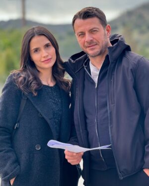 Melina Konti Instagram - Έχει ο καιρός «γυρίσματα»! 🎬
Backstage click από τη «Γη της Ελιάς» με τη Δήμητρα και τον Ορέστη.

📸 @yiannoskamertas 
#gitiselias #megatv #tvseries #backstage #actorslife
