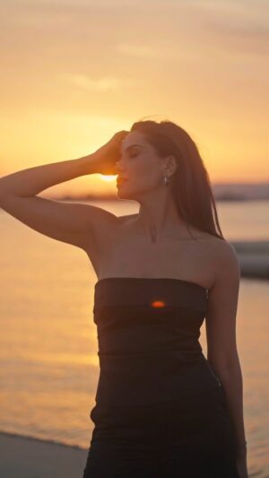 Melina Konti Instagram - Tα πάντα στο έπακρο, αμετανόητα, χωρίς περιορισμούς.
@yslbeauty

#Libre #AbsolutelyLibre #FreedomDoesntWait #fragrance #makeup #yslbeauty