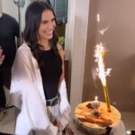 Melina Konti Instagram - 29🎈 Γενέθλια στο γύρισμα φέτος, σας ευχαριστώ πολύ πολύ όλους! 🙏 #birthdaygirl #gitiselias
