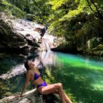 Melina Konti Instagram - Κρυμμένοι θησαυροί 🌳 #pelion #nature #magic #blessed #friends #happy #moments #mysummer #2023 #greece Βάθρες, Μακρυράχη
