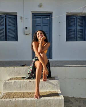 Melina Konti Instagram - August, you've been so good! 🙏

#august #end #summer #sun #laughs #memories #friends #vacation #rest #recharge #thankful #antiparos #island #greece #instagirl #enjoylife