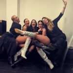 Melina Konti Instagram - X-MAS & MY FRIENDS 🎄❤️ #happy #friends #love #dancefamily #thedancecartelgr #christmas #fun #moments Athens, Greece