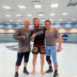Merab Dvalishvili Instagram - Stand up New York ! My Three Guys @steamrollafrevola_mma @naz_mma @dennisbuzukja are bring home the W's tonight ! 🦾⚔️🔥 New York, New York