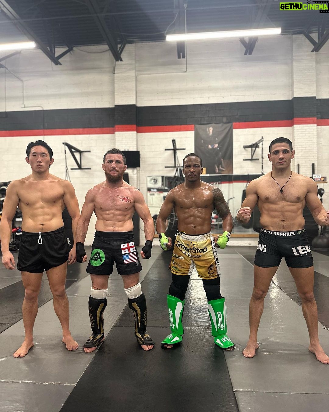 Merab Dvalishvili Instagram - Some sparring , some fun with my NY boys. Always great to come back and train and hang with them! 🦾 Longo and Weidman MMA