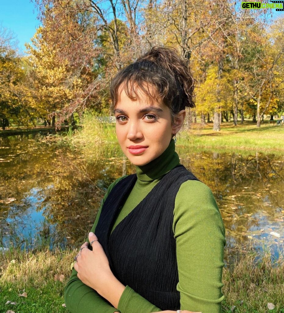 Merih Öztürk Instagram - yeşil Central Park Skopje