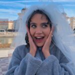 Merih Öztürk Instagram – “bir gün biterse hikaye üzülme, hayat geçse de aşktır kalan.”
•
Seni yaşadığım için çok mutluyum Jovanka. İyi ki tanışmış, birlikte büyümüşüz. Bana kattıkların için teşekkür ederim… 💖🫶🏻 Скопје, Македонија
