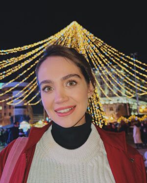 Merih Öztürk Instagram - mussmutluu seneleerr! / happy new yearr!! 💫🥳🎄🎈🎊 2023!