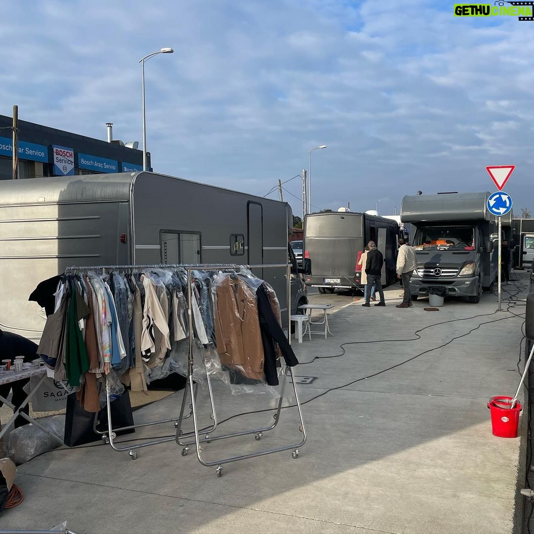 Merve Ateş Instagram - ufak tefek moments …🧐