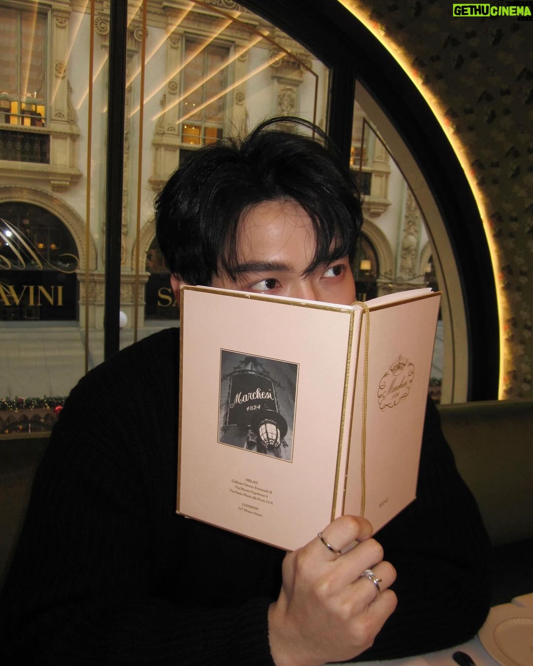 Metawin Opas-iamkajorn - 891.1K Likes - Cozy times in Milan.
@prada #PradaFW24