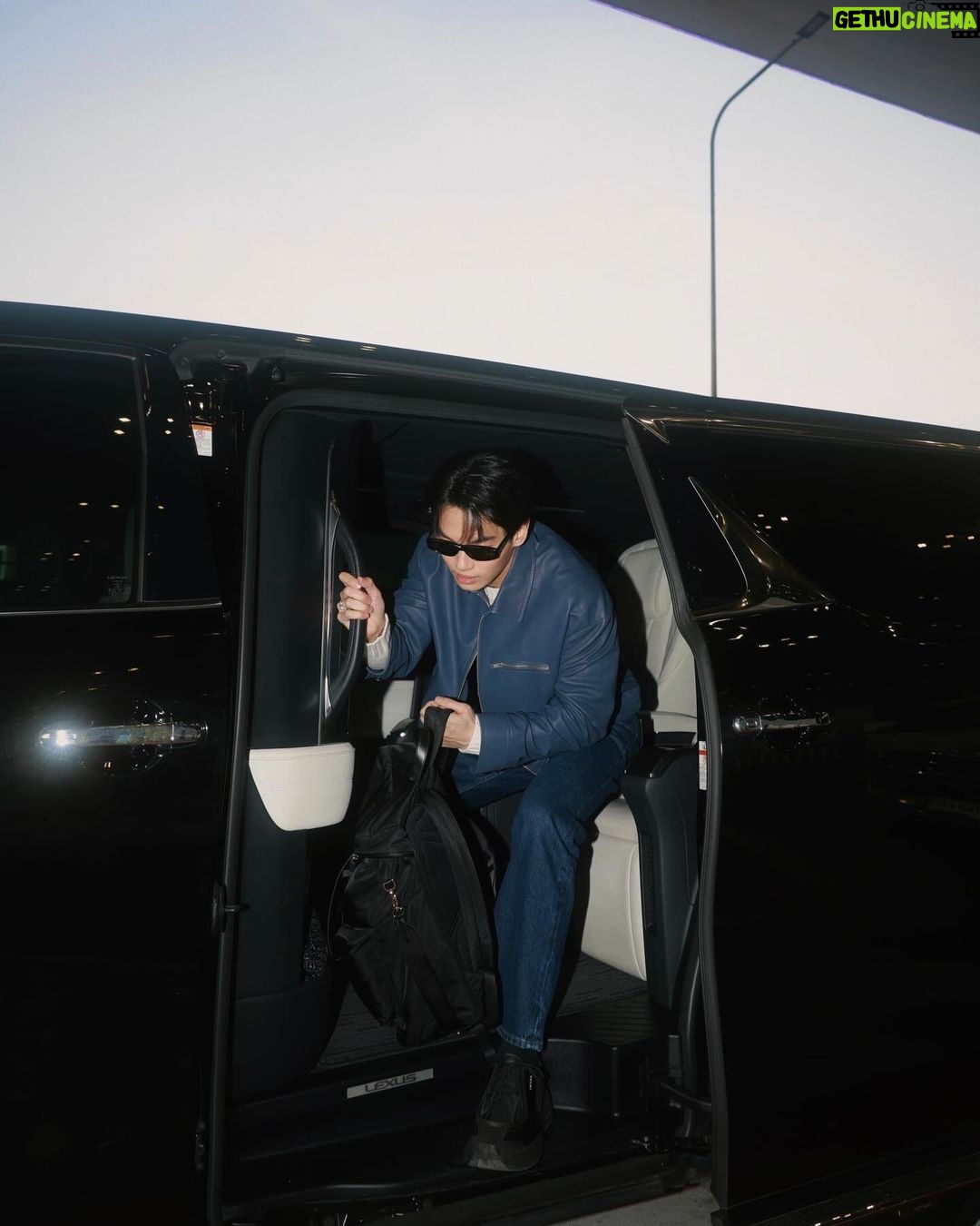 Metawin Opas-iamkajorn Instagram - On my way to #PradaFW24 @prada