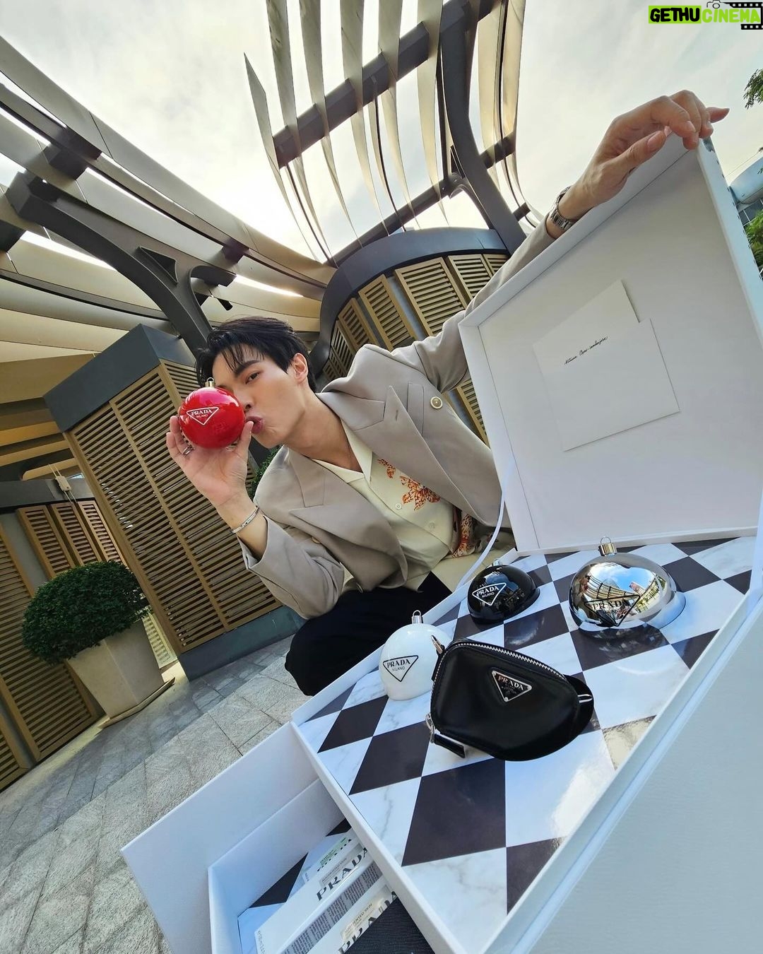 Metawin Opas-iamkajorn Instagram - The magical moment of the year. @prada #PradaHoliday23