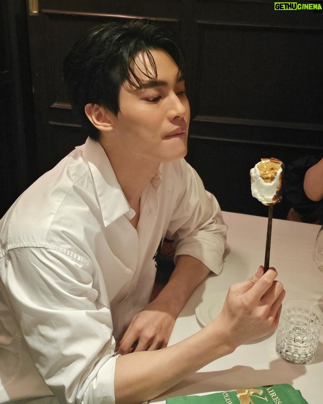Metawin Opas-iamkajorn Instagram - Best marshmallow so far