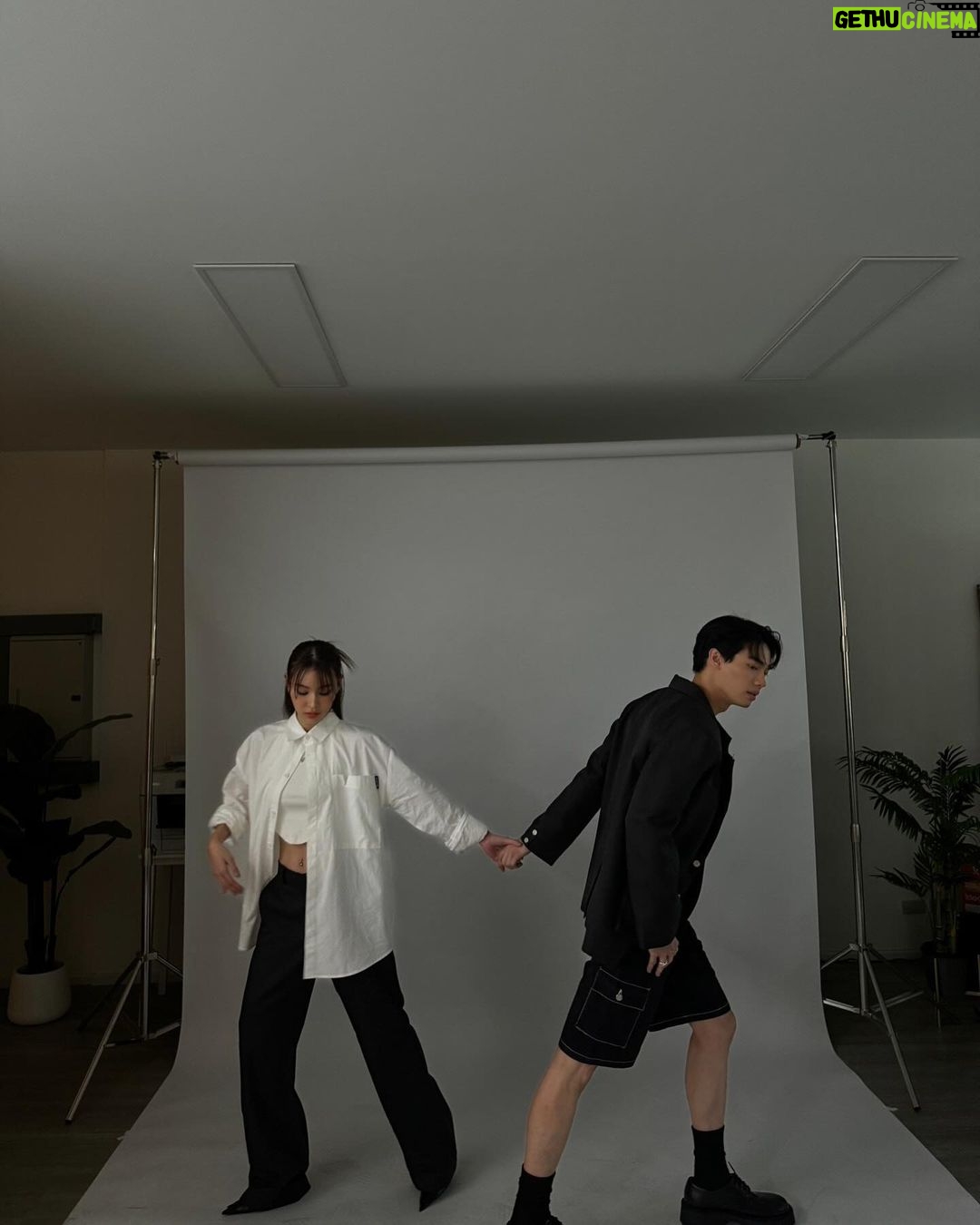 Metawin Opas-iamkajorn Instagram - 🖤