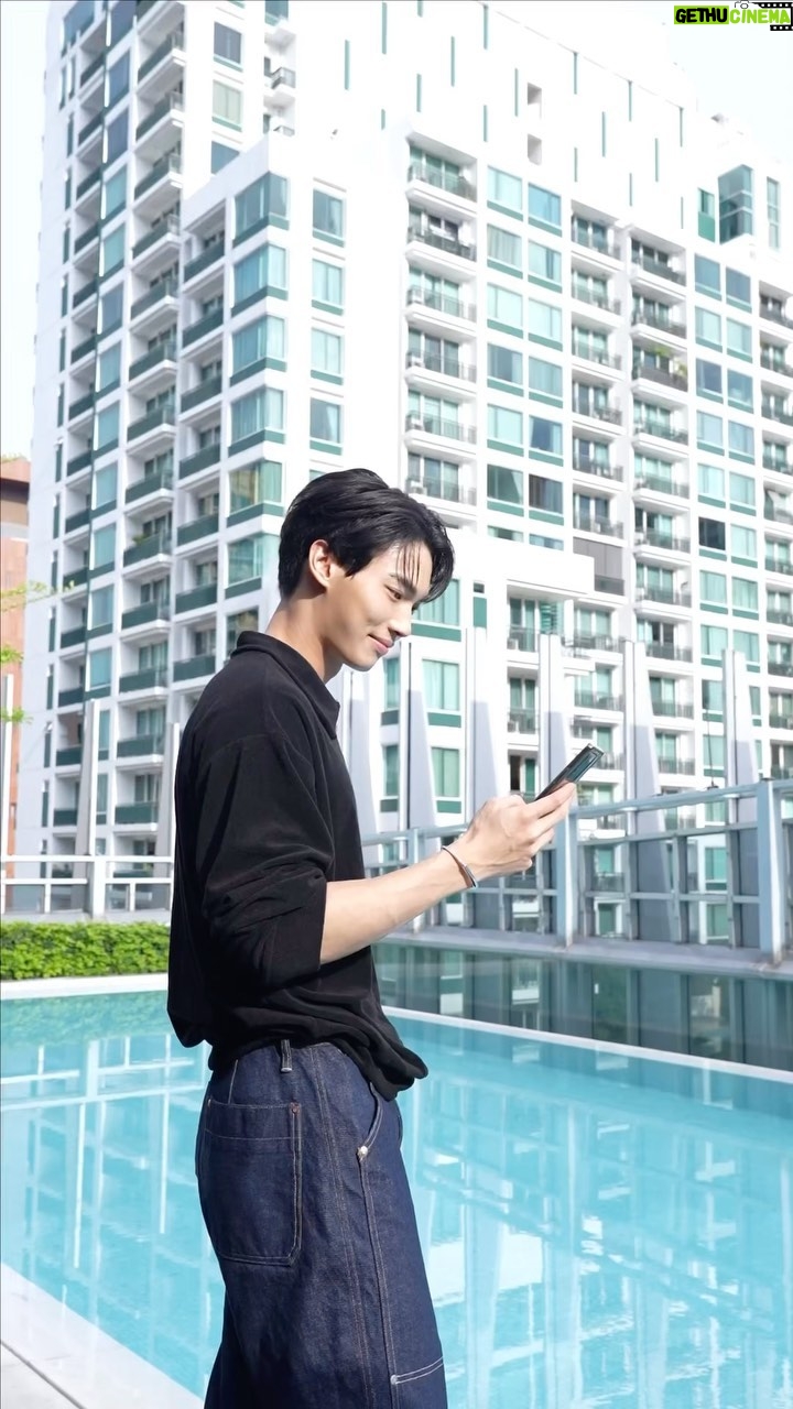 Metawin Opas-iamkajorn Instagram - ช้อป!! ช้อปปปป!! แล้วก็ช้อปปปปปป!!! 🥳 อยากได้อะไรก็แค่ใช้ “บัตรเดบิตบีเฟิสต์ ดิจิทัล เอไอเอส พอยท์” ใบนี้ช้อป!!✨ นอกจากความสะดวกสบายที่ได้รับ ยังสามารถเอาเอไอเอส พอยท์ไปแลกของพรีเมี่ยม คอลใหม่ “อุ่นใจ x มะม่วง” น่ารักสุดๆ รีบไปแลกกันนะที่แอปmyAIS 🤩 ส่วนใครที่ยังไม่มีบัตร ก็รีบมาสมัครบัตรและช้อปออนไลน์กันเลย 💫 เพราะแค่ใช้บัตรครั้งแรก ก็รับเอไอเอส พอยท์ สูงสุด 200 พอยท์ไปเลย!! สมัครฟรีผ่านโมบายแบงก์กิ้ง จากธนาคารกรุงเทพ ตั้งแต่วันที่ 27 มี.ค. 66 – 31 ธ.ค. 66 💚💙 #AIS #BBL #บัตรเดบิตธนาคารกรุงเทพ