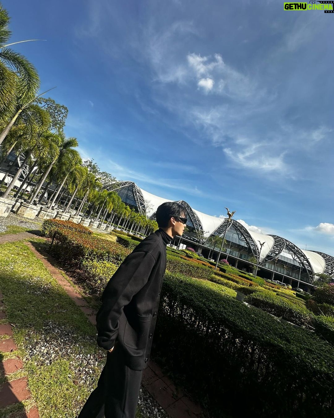 Metawin Opas-iamkajorn Instagram - Ready for takeoff with @prada See you soon Hong Kong! #prada #magnumphotos
