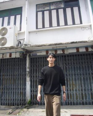 Metawin Opas-iamkajorn Instagram - Local