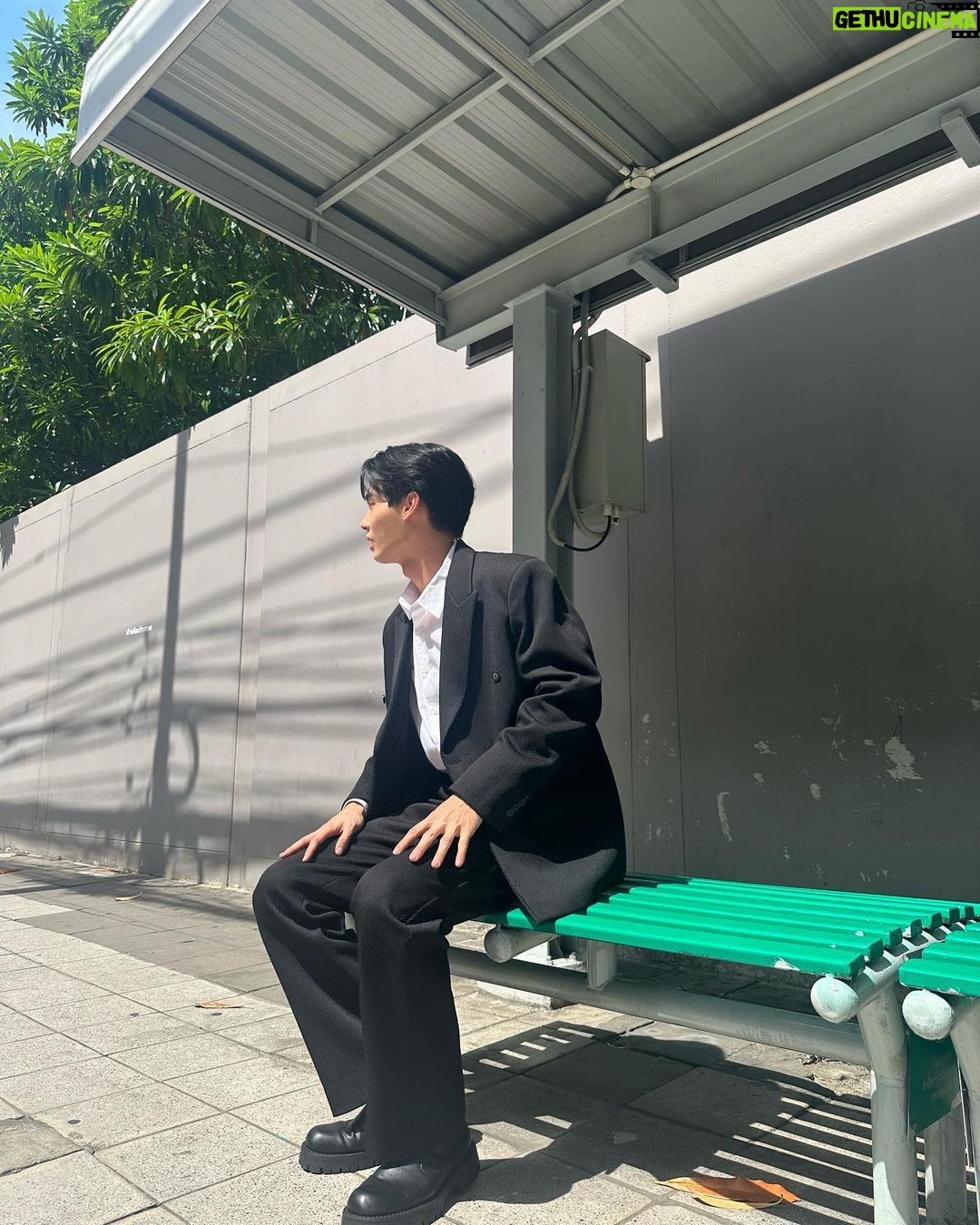 Metawin Opas-iamkajorn - 1 Million Likes - Bangkoker