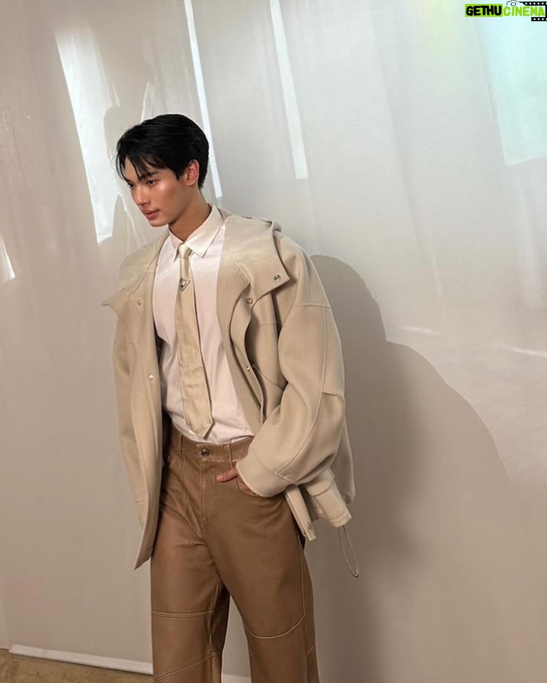 Metawin Opas-iamkajorn Instagram - Honored to be a part of Shiseido Asia Pacific ”Journey of Potential“ event in Bangkok. Come celebrate the limitless potential within us all at Parc Paragon till 4th of February 2024 #VitalPerfection #ShiseidoThailand #PotentialHasNoAge
