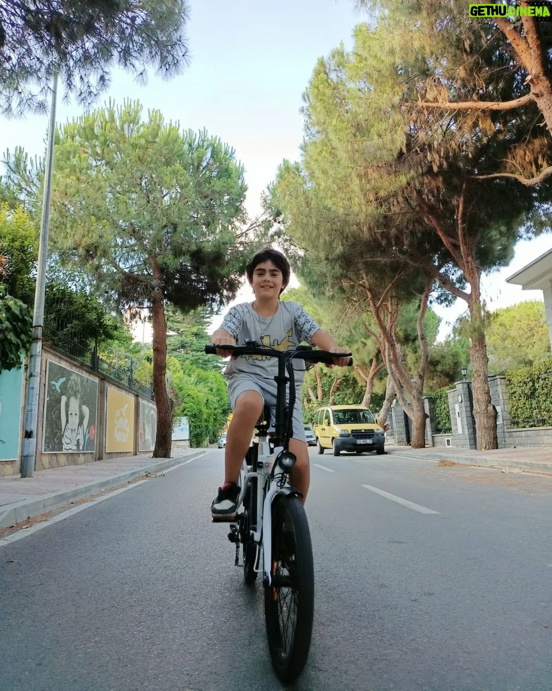 Metehan Parıltı Instagram - 🚴♂️🤍 #metehanparıltı #metehanparilti Dragos