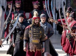 Metin Akdülger Instagram - Hanımlar Beyler, 
Umarım Hikayemizi sevmişsinizdir, ben böyle bir hikayede Sultan Murad'ı anlatmaya çalıştığım için çok gururlu ve mutluyum. Benim hayatımda çok şey değiştirdi. Beni hiç tanımadığım bir dünya ile tanıştırdı. İçinde beraber kaybolduk. En güzeli ise hikayeyi anlatırken hayatıma çok güzel insanlar çıkardı... Benim için böyle güzel şeyler demek Sultan Murad Han. Umarım ben de onun için güzel bir şey yapabilmişimdir. Yanımda olduğunuz için çok teşekkür ederim.